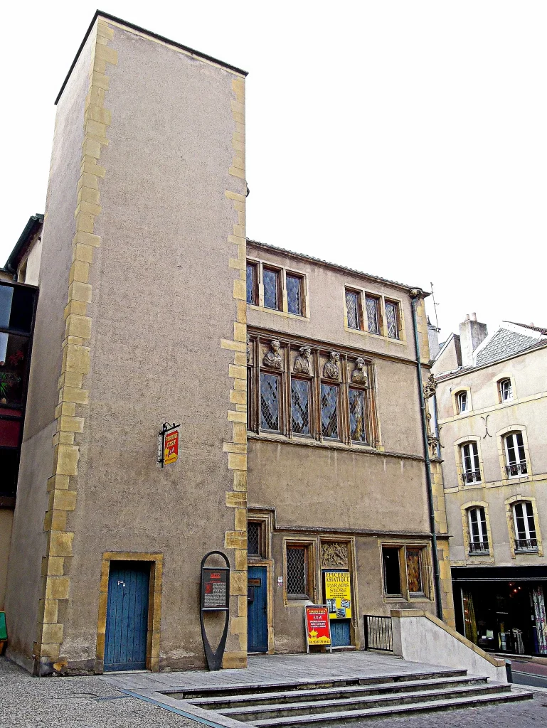 Maison des Têtes