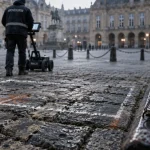 À Metz, les vestiges cachés sous les pavés de la place d’Armes